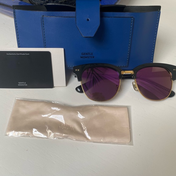 Gentle Monster Sunglasses - Picture 7 of 8